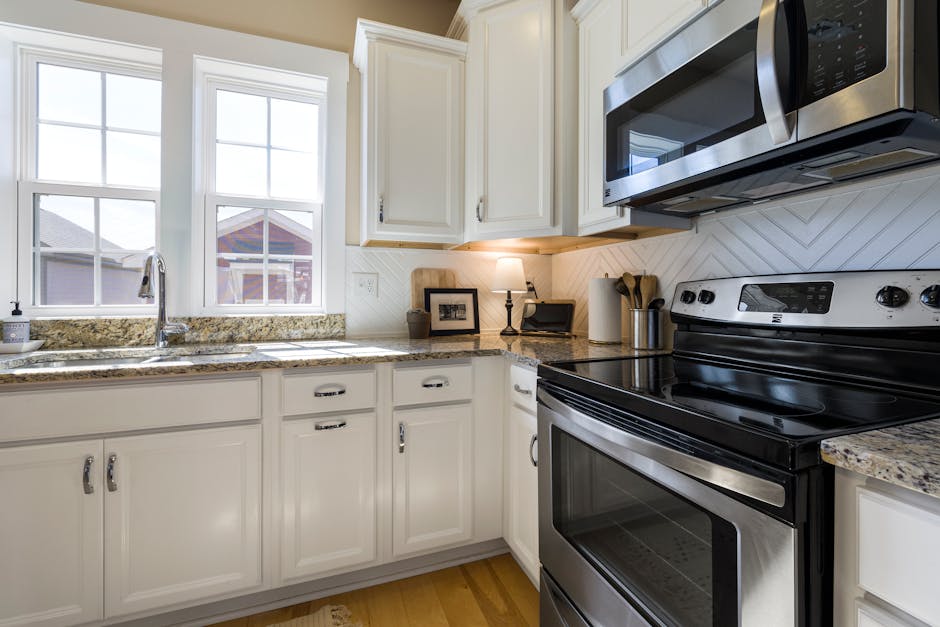 The rise of the black range hood: a stylish solution for modern kitchens
